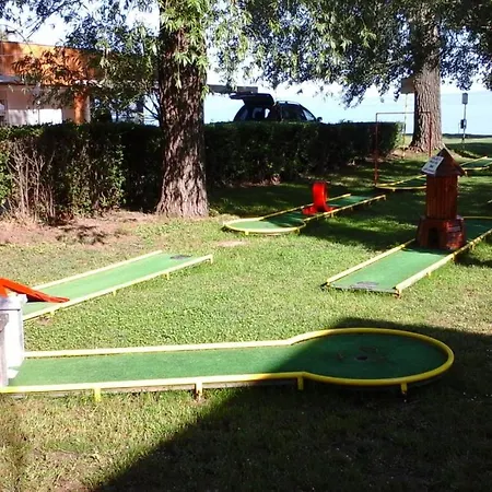 Napsugar Apartmanhaz 3* Siófok