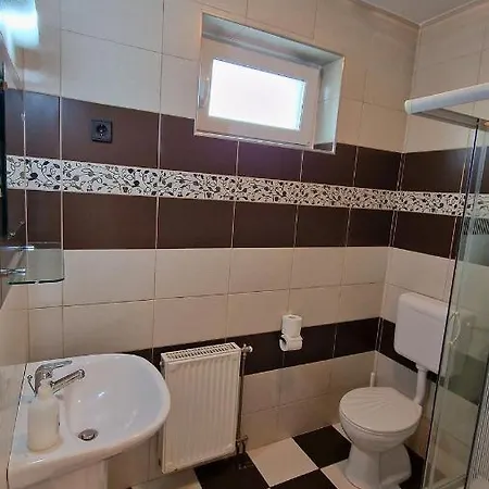 Napsugar Apartmanhaz *