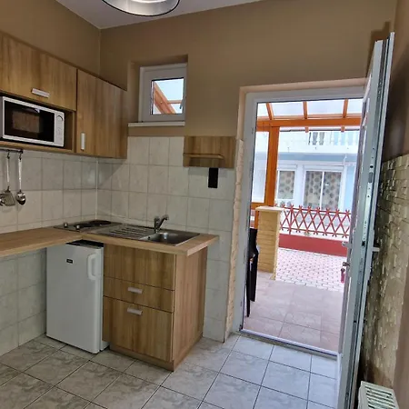 فندق مبيت وإفطار Napsugar Apartmanhaz
