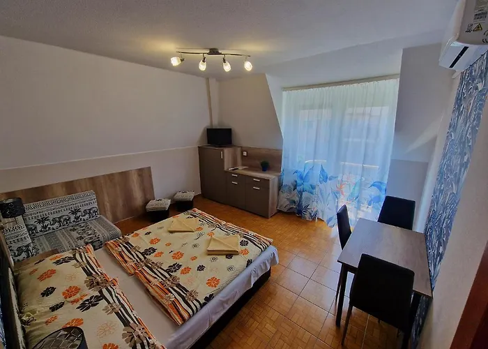 Napsugar Apartmanhaz Nocleg ze śniadaniem
