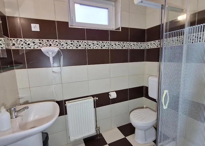Napsugar Apartmanhaz 3*
